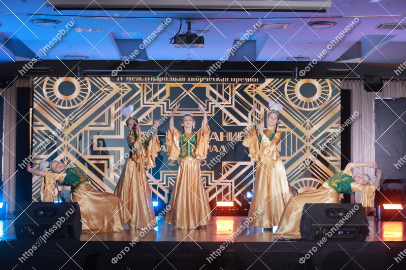 Фото