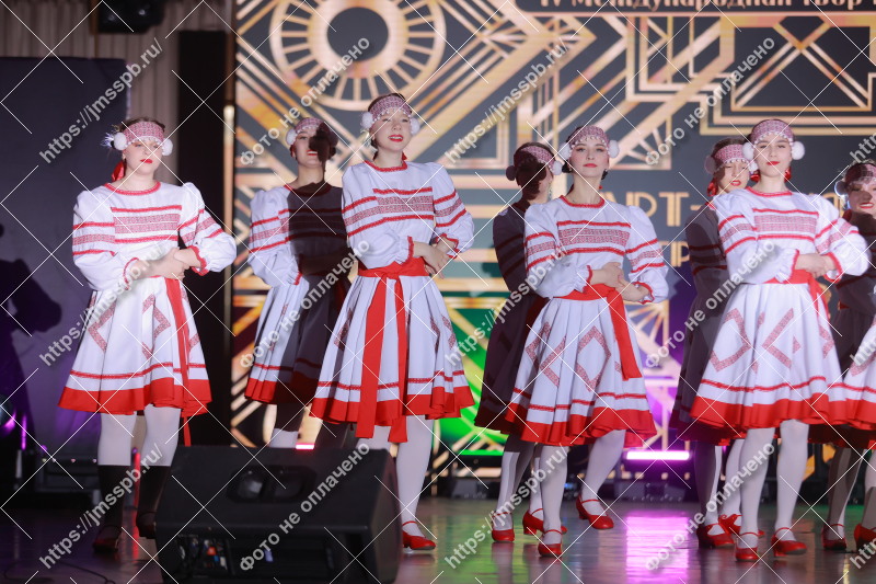 Фото