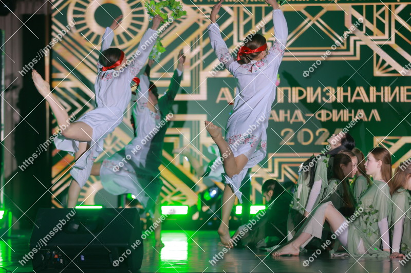 Фото