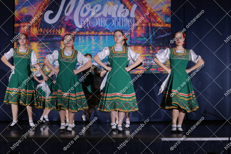 Фото