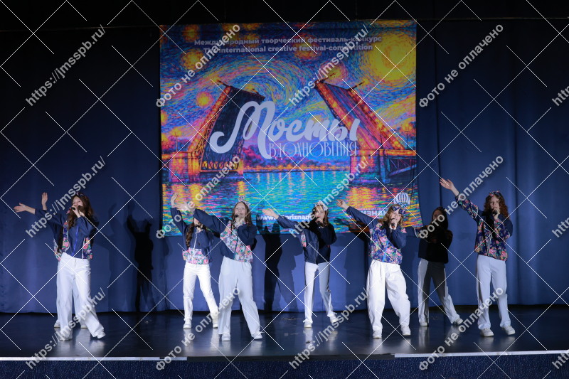 Фото