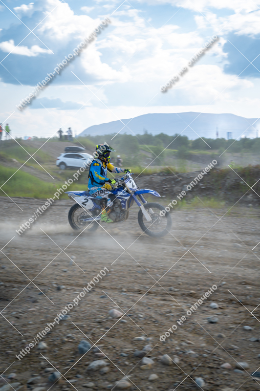 Фото